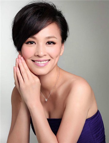 张庭酒窝女神到微商女王：百亿传销帝国轰然倒塌，华丽伪装终被撕开