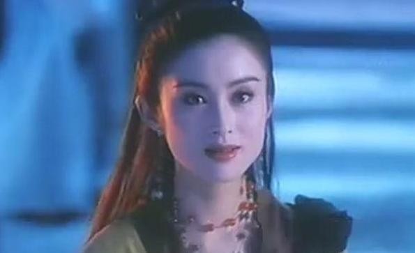 周慧敏与张敏时隔30年重逢合影