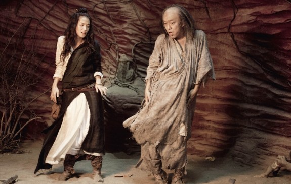 《西游降魔篇》段小姐剧照或《美人鱼》大鹏湾取景画面