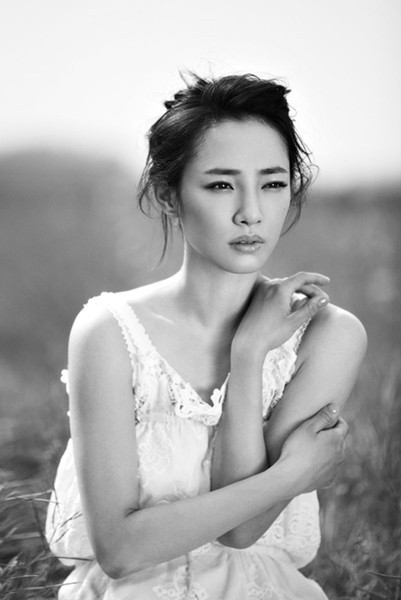 白百何早期采访片段视频截图，谈论育儿理念